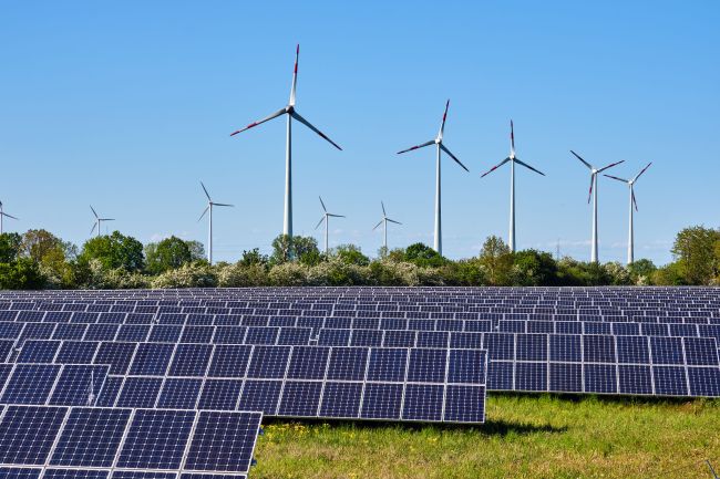 Nel 2019 dalle rinnovabili quasi 3/4 di elettricità