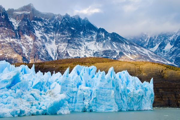 Oceani più caldi e ghiacciai che fondono