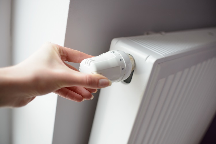 Le valvole termostatiche sui copri caloriferi sono utili ?