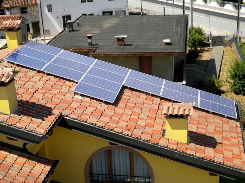 Impianti fotovoltaici modello unico fino a 200 kW